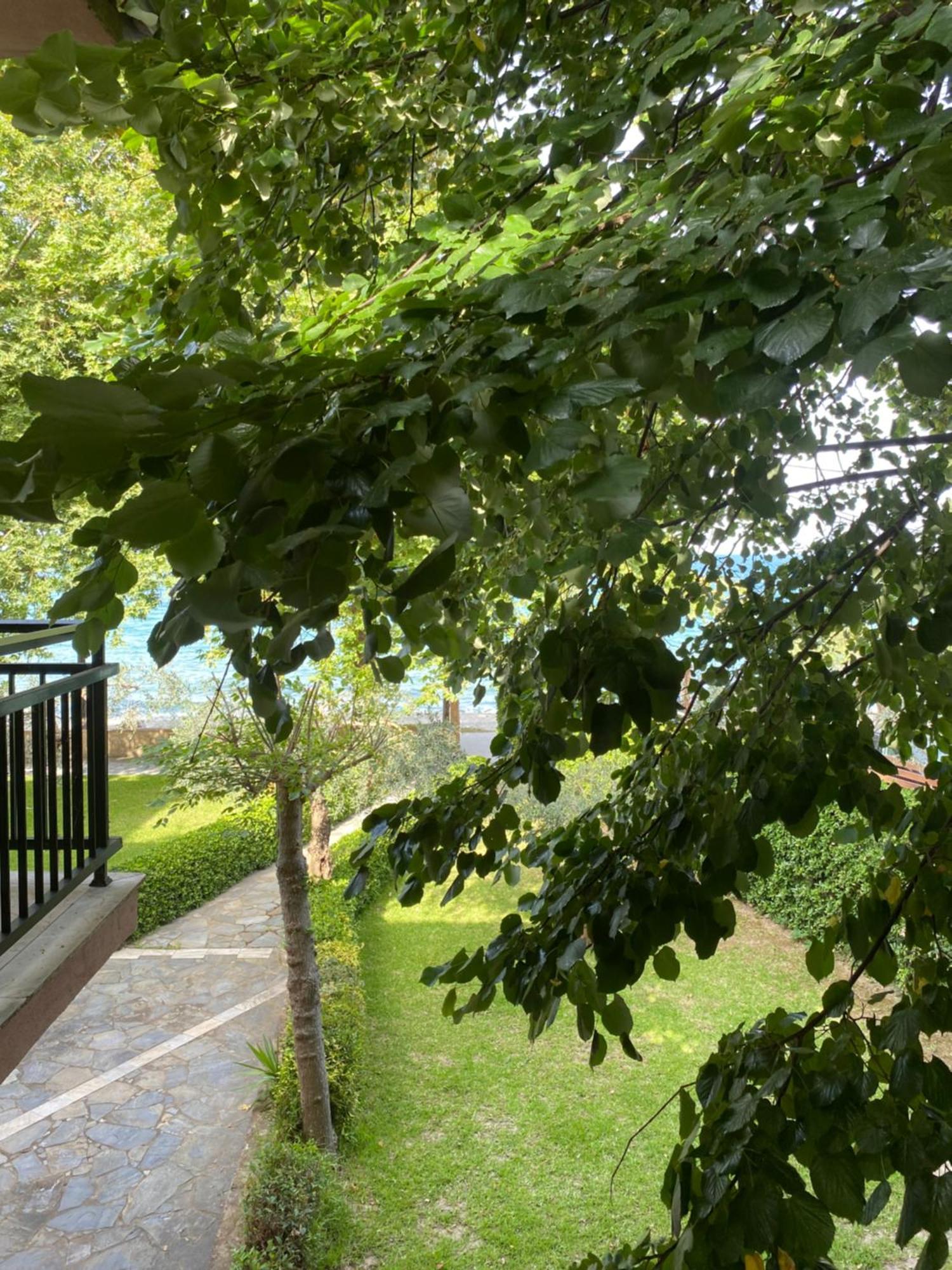 Kókkinon Nerón Paparizou Apartments מראה חיצוני תמונה